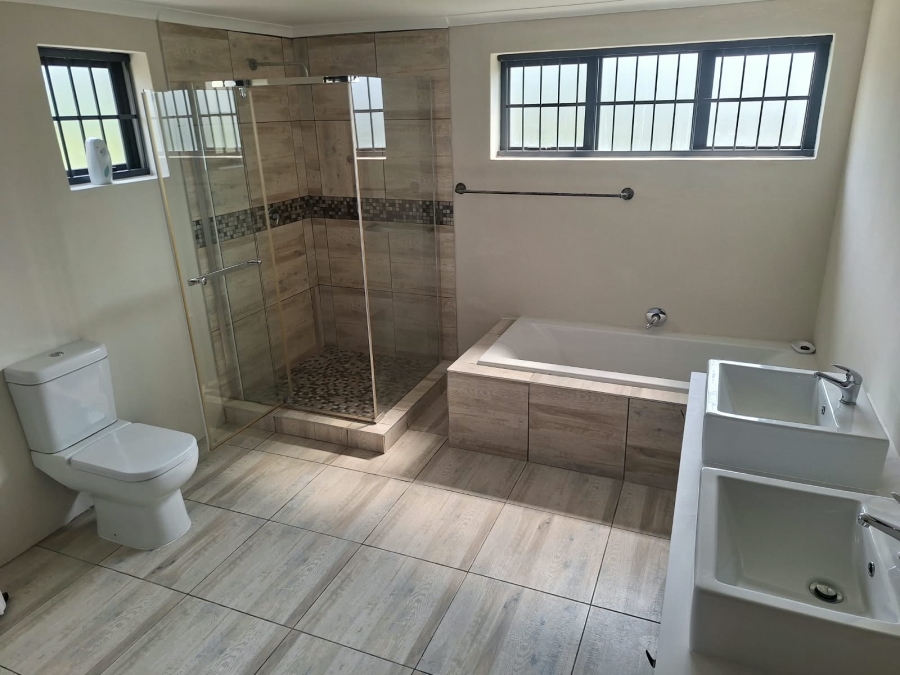 To Let 2 Bedroom Property for Rent in Pringle Bay Western Cape